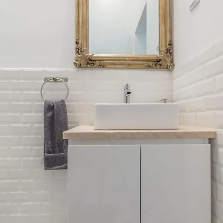 Apartment Renoviertes Jahrhundert In Der Naehe Des Schlosses *